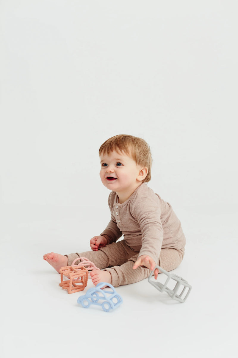 LITTLEDROP TEETHERS CAR