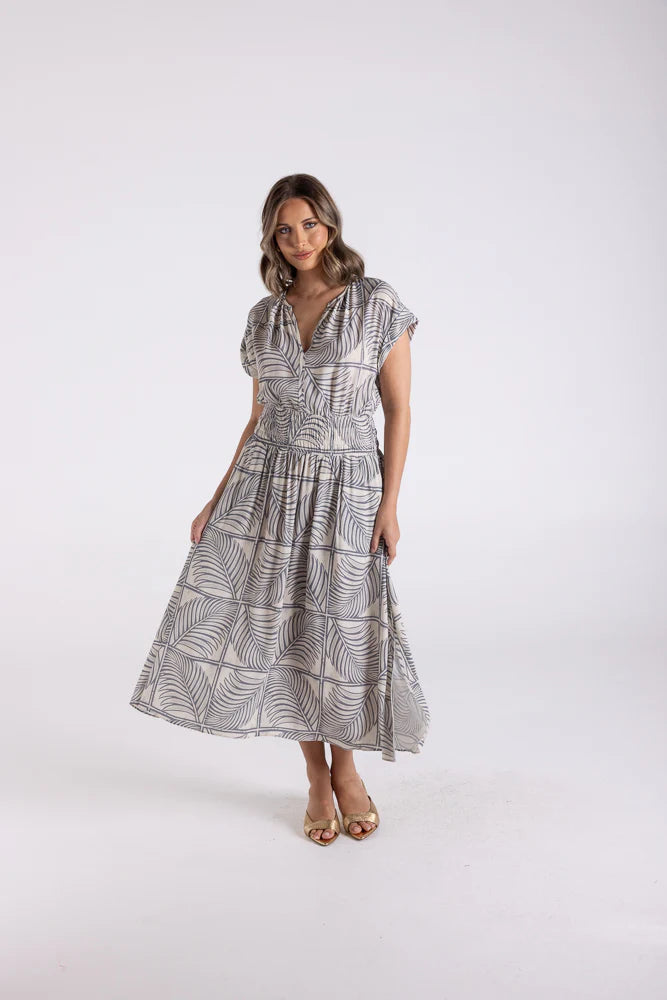 FERN PRINT SHERRED WAIST DRESS