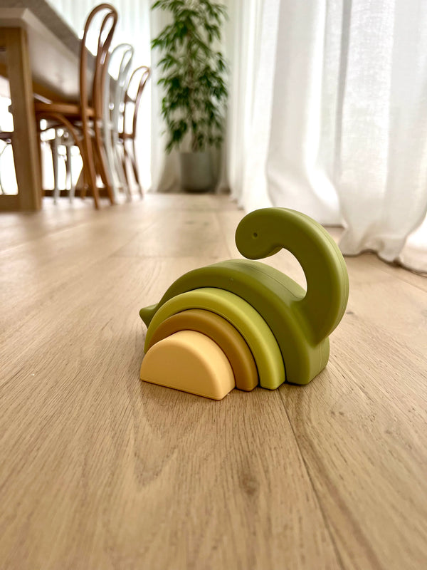 DINOSAUR STACKER GREEN