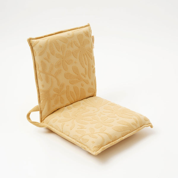 LUXE FOLDING SEAT MANGO BAY GOLDEN MUSTARD