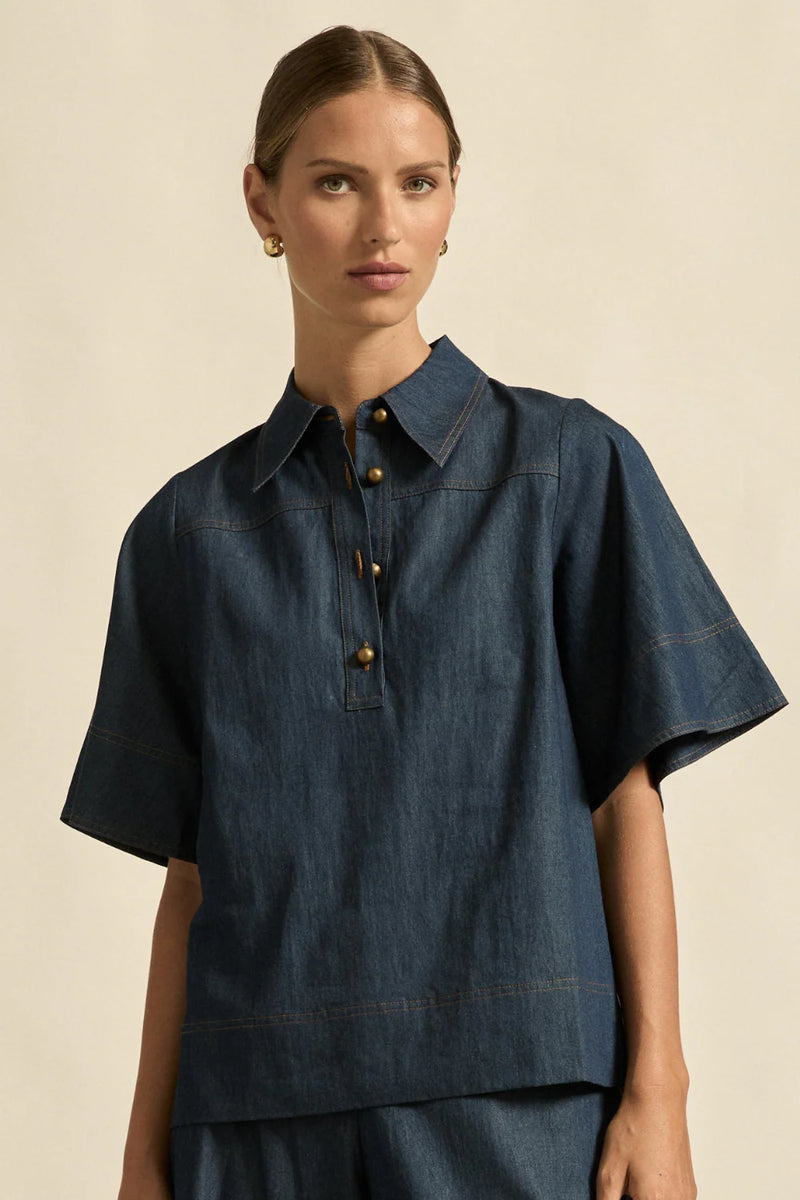 INSINUATE TOP DARK CHAMBRAY